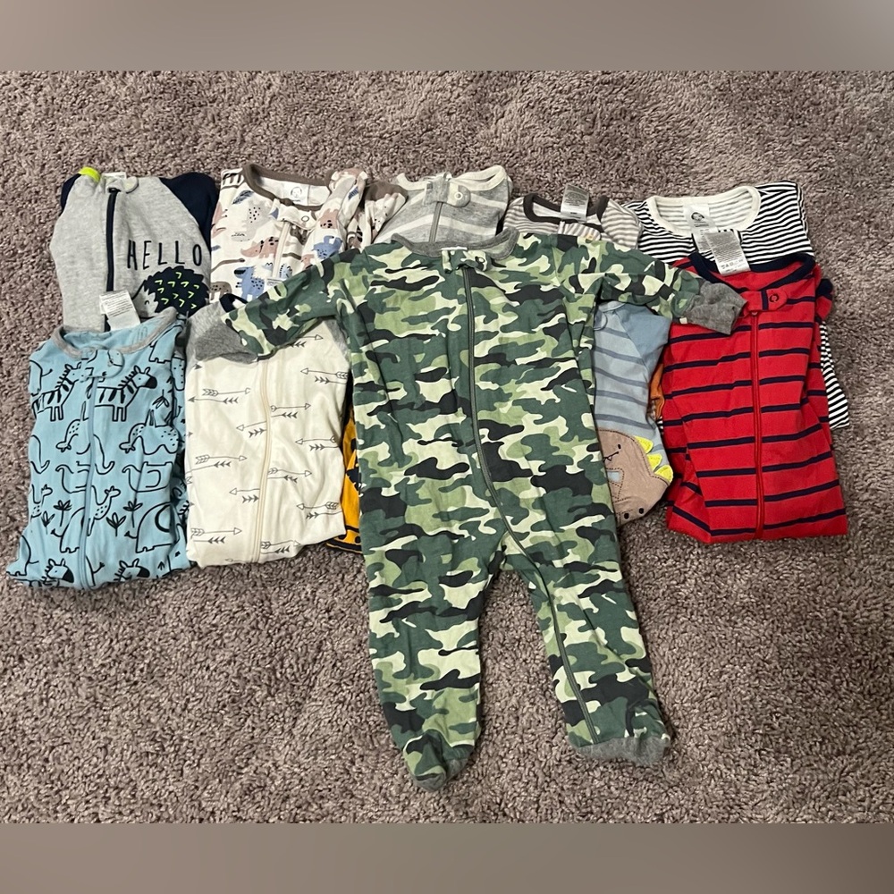 Baby boy 0-3 month sleepers with feet
